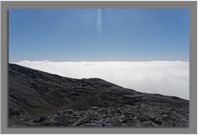 Le piton de la Fournaise
Mer de nuages depuis le cratère Dolomieu
Keywords: mer de nuages le cratère dolomieu piton de la fournaise la réunion photos